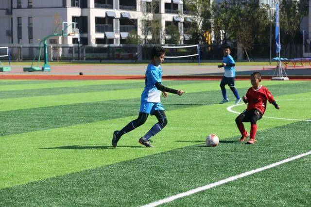 扣篮大赛万磊力压曾凡博夺冠 原帅加冕三分王